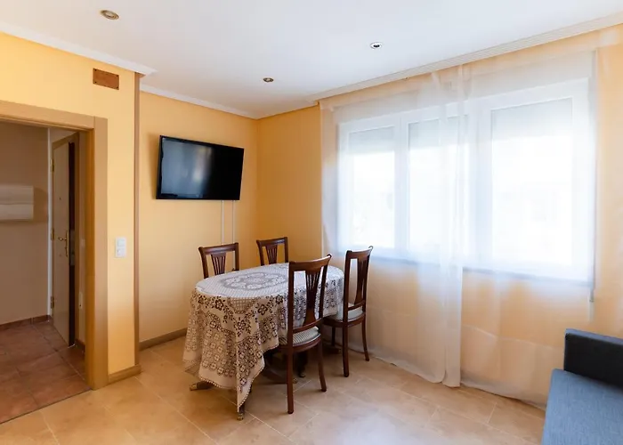 Housingleon - Casa Nueva A 400 Metros De La Plaza Mayor