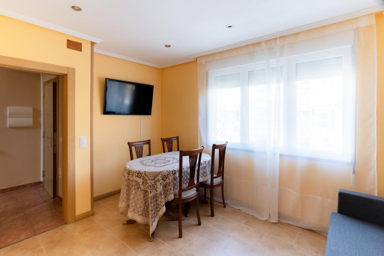 Housingleon - Casa Nueva A 400 Metros De La Plaza Mayor León